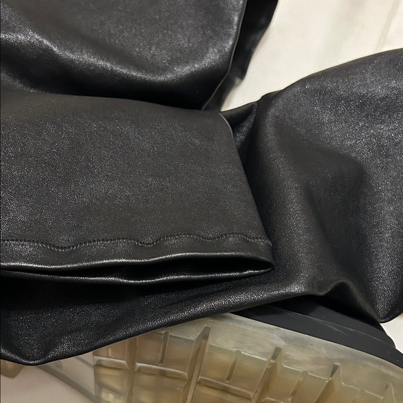 Bottega Veneta Black Over the Knee Boots - IT 40 - Picture 3 of 11